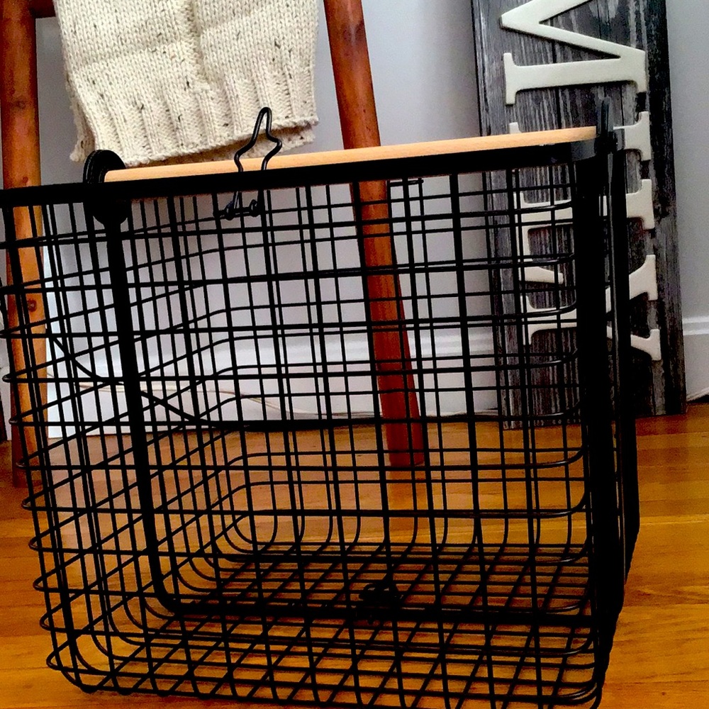 Mostly black modern decor